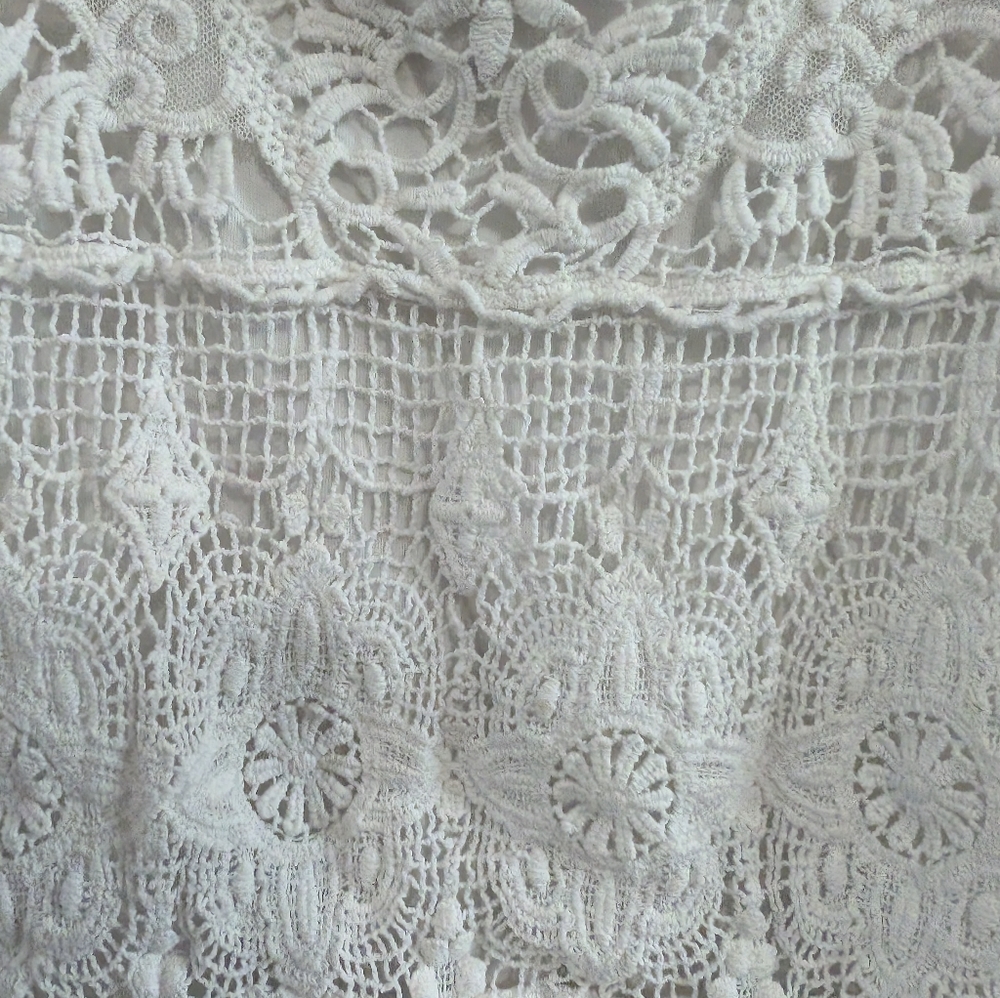 H&M White Girls Crochet Lace Tank Top Size 6/8 - Picture 2 of 4